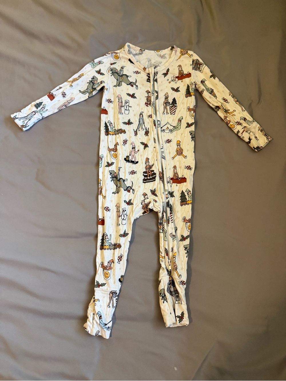 Sweet P Baby Co 12-18M Used condition - Elf on the Shelf print